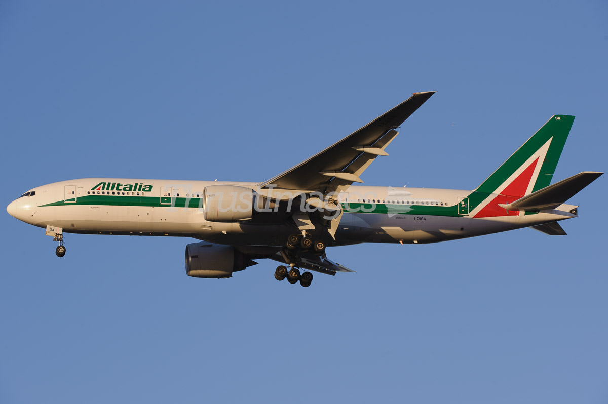 Boeing 777-243/ER I-DISA (cn 32855/413)